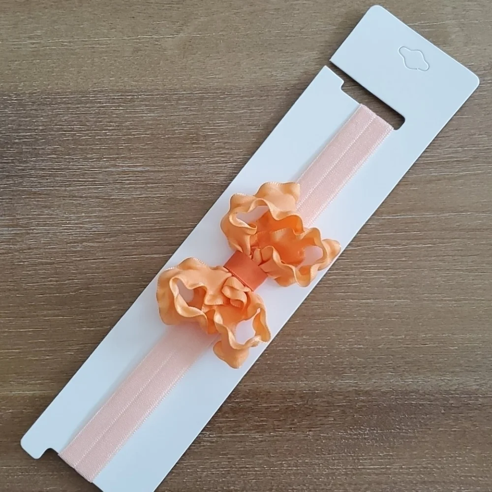 NWT Ruffle Bow Headband